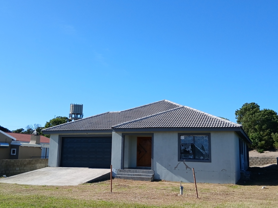 3 Bedroom Property for Sale in Paradise Beach Eastern Cape
